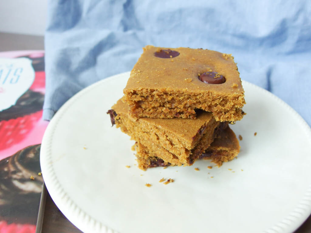 Blondies with Roots and a Sweet Debbie's Organic Treats giveaway - Yup, it's Vegan