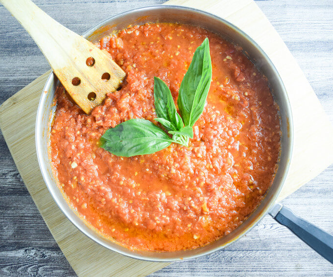 30-Minute Fresh Tomato Marinara | Yup, it's Vegan