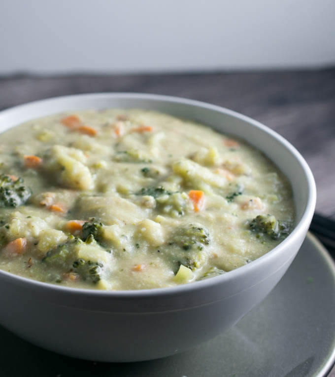Creamy Vegan Broccoli Soup Recipe Yup It S Vegan