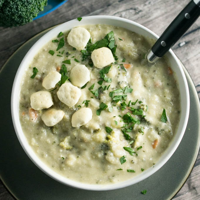 Creamy Vegan Broccoli Soup | Yup, it's Vegan